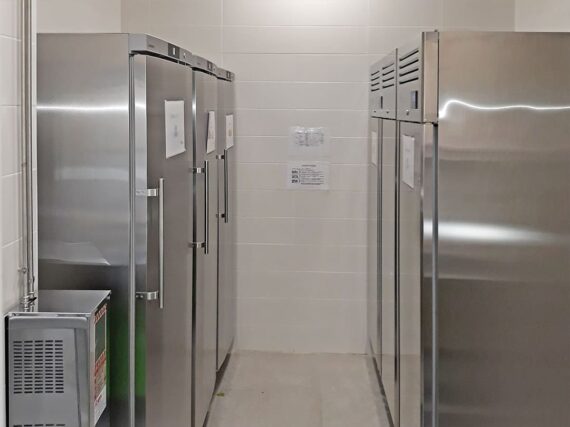 Cámaras frigoríficas en Residencia de estudiantes Aquinas Montepríncipe de Madrid