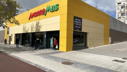 Ahorramas Avenida de la Peseta 1