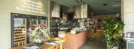 Cocina Restaurante Mala Pekora 3 Cocina vista y barra Restaurante Pizzeria Mala Pekora